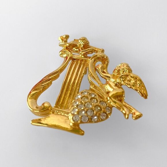 Premier Designs Cherub Pave Heart Rhinestone Brooch - Picture 3 of 4